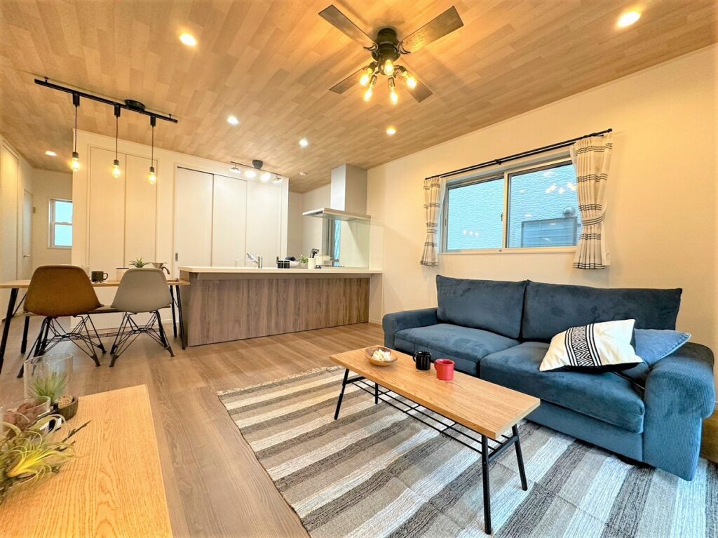 🏡　熊取町桜が丘Ⅱ　３号地モデルハウス家具入りました♪　