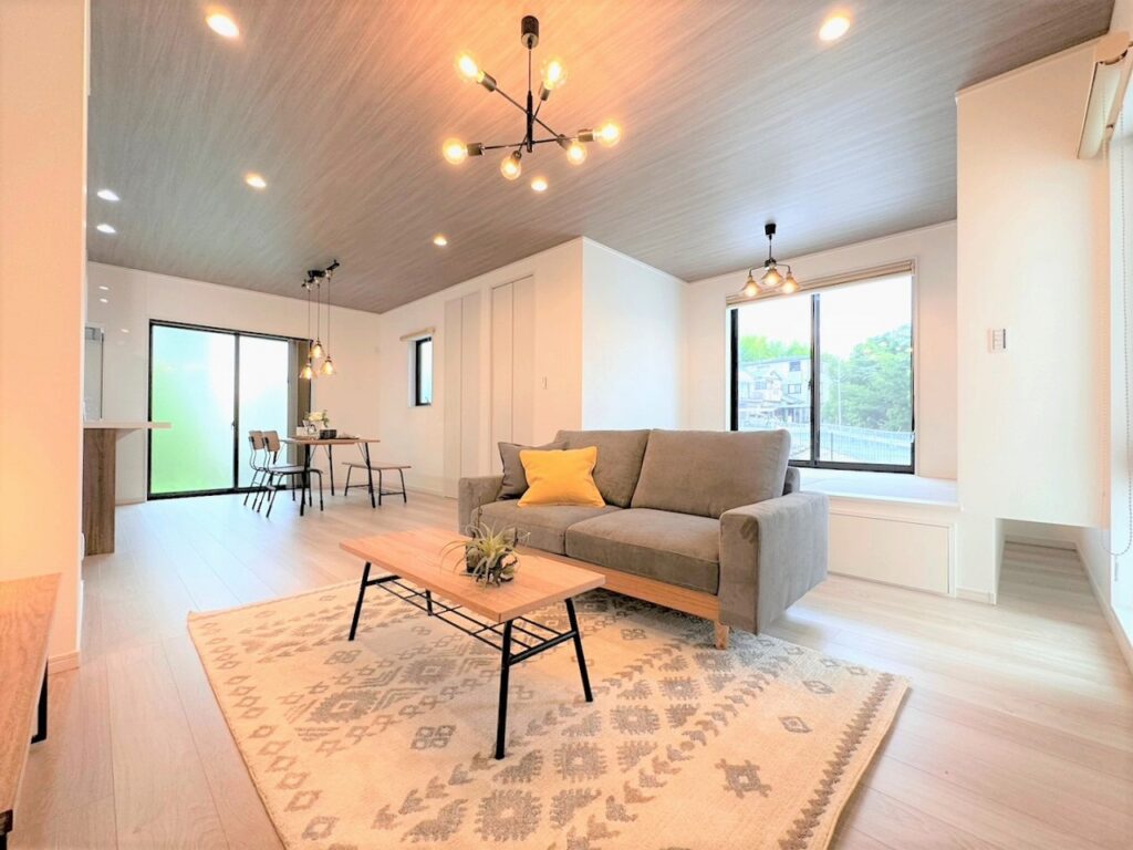🏡　北葛城郡広陵町大字疋相モデルハウス　家具入りました！