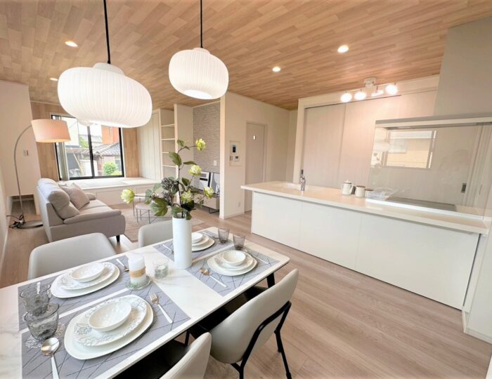 🏡　大和郡山市額田部北町モデルハウス　家具入りました！