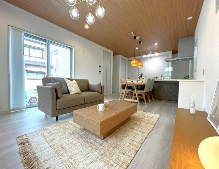 🏡　忠岡町忠岡東モデルハウス　家具入りました！