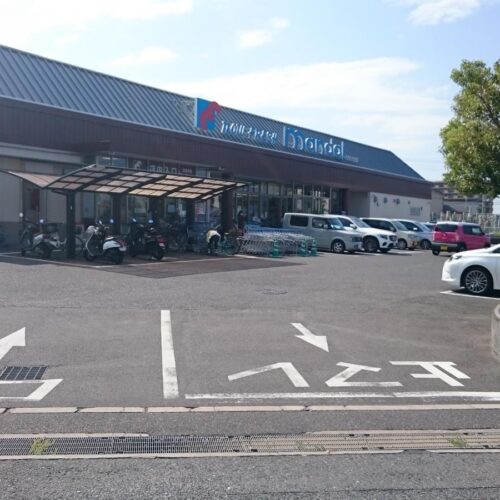 万代泉佐野貝田店
