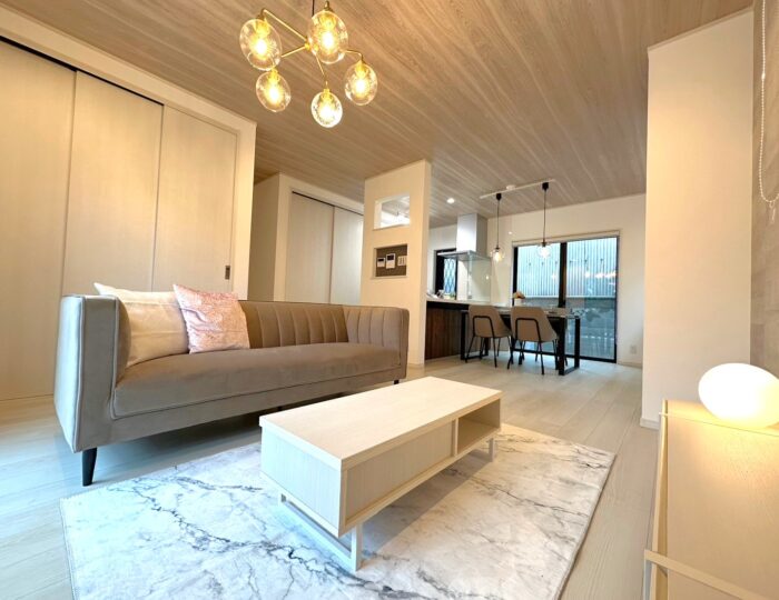🏡　泉佐野市旭町モデルハウス　家具入りました！