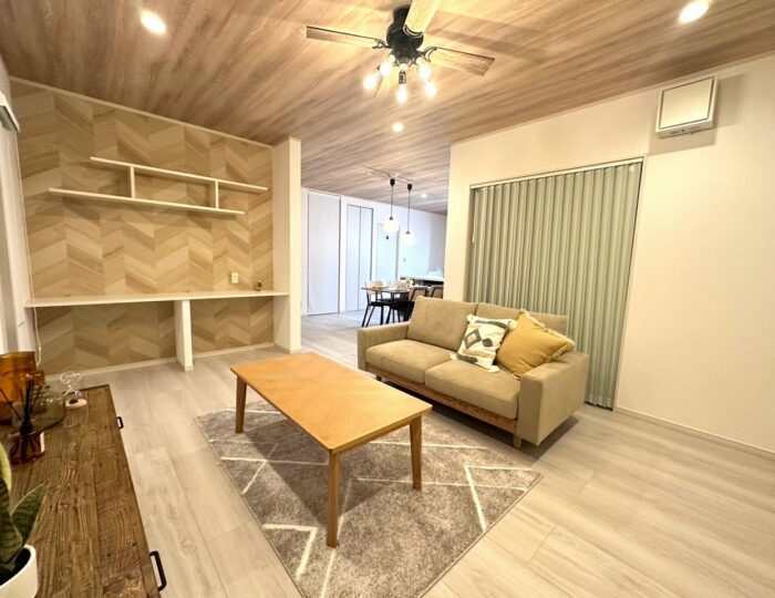 🏡　岬町淡輪モデルハウス　家具入りました♪