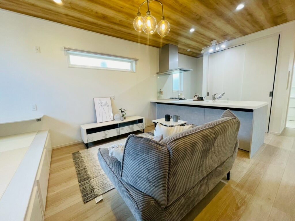 🏡桜が丘1号地モデルハウス　家具入りました♪