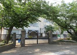 岸和田市立春木中学校