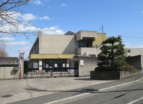 枚方市立西長尾小学校